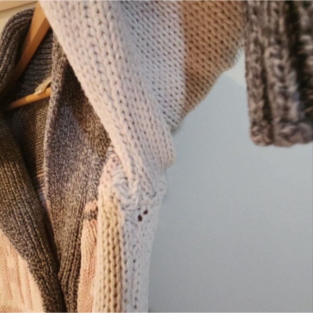 Cotton Country Button Up Knit Canada Pink/Grey Cardigan Maple‎ Leaf Back - Picture 9 of 13